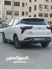  7 نيتا v موديل 2023 لون ابيض لؤلؤي فحص كامل جمرك حديث اتسكور 89% فحص soc 100% استخدام شخصي مثبت كارسير