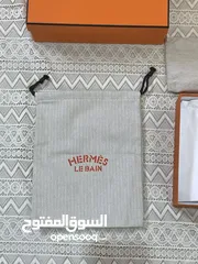  5 اكياس ماركات عالمية، براندات عالميه للهدايا وديكورات التصوير.