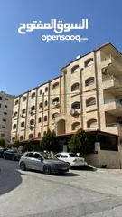  1 شقة بموقع مميزة للبيع تلاع العلي مقابل مستشفى الجامعة بالقرب من سوق السلطان