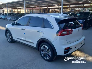  10 كيا نيرو كهرباء 2020 كهرباء كامل فل مع فتحة تورنج اقساط على الهوية فقط