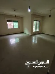  1 شقة أرضي 3 غرف للبيع
