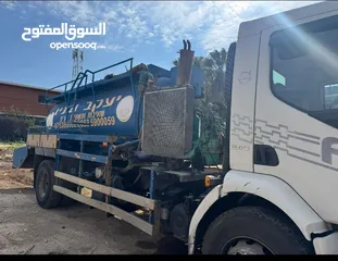  3 Volvo fl 2005  السعر 90 الف Volvo fl 2010 السعر 135 الف