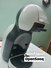  4 الة قهوة تعمل بالكبسولات جميلة جدا للشتتاء جديدة حالة ممتازة