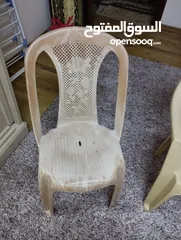  2 2 plastic chairs