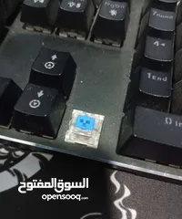  2 كيبورد مكنيكي بلو سويتش ولا شخطه بحاله الوكاله