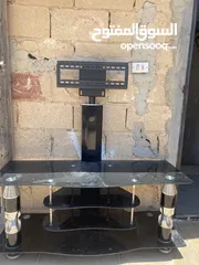  1 طاولة شاشة