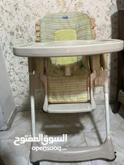  4 كرسي طعام للأطفال بسعر 25 دينار