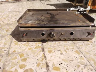  4 قلاية بركر وفنكر وكابسة صاج كلشي شغال جدحات و نار كلش حلوه فقط غسل