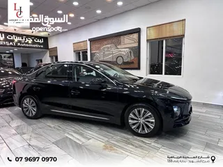  5 ‎‏HONGQI E-QM5 EV 2022 Full electric ‎هونشي E-QM5 كهربائية بالكامل
