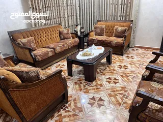  1 طقم كنب بحاله ممتازه