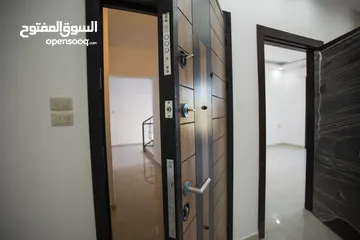  2 شقة للبيع مساحة 120 م طابق اول  تشطيب فاخر من المالك مباشرة من شركة الاسكان للبيع كاش او اقساط