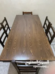  2 طاولة سفرة بحالة ممتازة للبيع