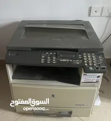  1 طابعة وناسخة متعددة الاستخدام / printer and scanner