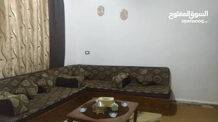  2 شقة ارضية للبيع