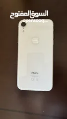  1 iPhone XR أبيض بحالة ممتازة جداً، لم يُفتح أو يُصلّح نهائيًا، نظيف وكأنّه جديد.