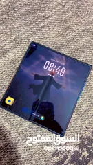  4 الهاتف الجديد القابل للطي سامسونج زيد فولد 7