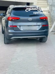  6 جيب هونداي توسان استعمال يد أولى
