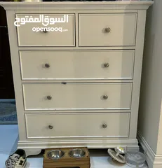  2 Closet and dresser  كبت و ادرج