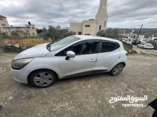  7 سيارة للبيع