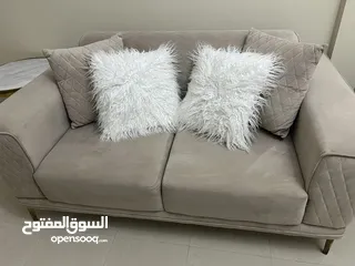  1 طقم كنب من هوم سنتر 3 قطع