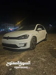  17 e-golf 2019 اي جولف لون الأبيض مستعمل للبيع