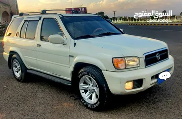  2 NISSAN"PATHFINDER LE"2003