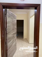  1 شقة جديدة وذو اطلالة مميزة للايجار في مرج الحمام  مساحة 170 متر  طابق ثالث مع مصعد  للعرسان فقط
