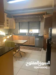  17 شقة مميزة في عبدون للبيع او الايجار