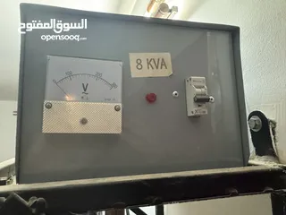  1 محول كهربائي منظم كهرباء لاختلاف تردد الكهرباء