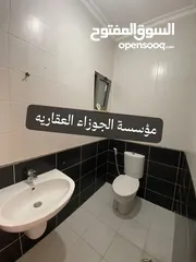  10 شقة فارغة للايجار سوبر ديلوكس في منطقة البنيات قرب طريق المطار