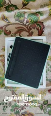  8 Wacom Intuos Small(Bluetooth) Drawing Tablet for Sale