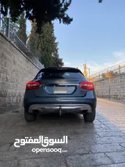  8 Mercedes-Benz Gla 250 4matic