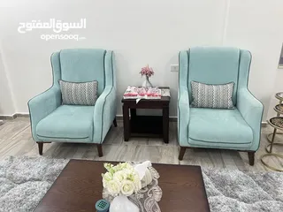  4 طقم كنب مستعمل بحالة ممتازة للبيع