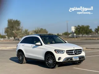  8 مرسيدس GLC300 موديل 2021 ابيض بانوراما