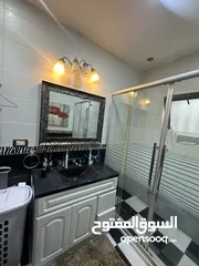  26 فيلا للإيجار/ للبيع بإطلالة جميلة جدا Villa for rent/sale with beautiful views and amenities!