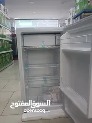  4 عرض نااار على ثلاجة مكتب سامكس 90 لتر 6 قدم ابيض او سلفر