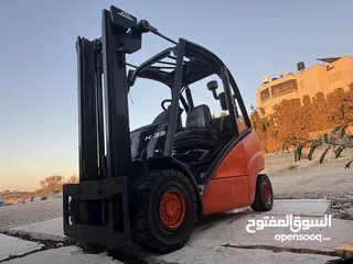  4 رافعة شوكية من نوع لندا الألماني  Linde forklift  3.5 t