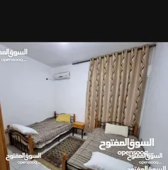  3 شقه للايجار شارع المدينه المنوره  الطابق الثاني