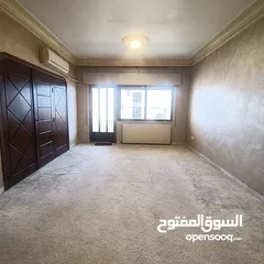  10 ضاحيه الرشيد- شقه فارغه بمساحه واسعه للايجار ـ 220 متر  ـ مكيفات ـ خزائن حائط