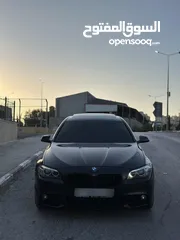  2 BMW 520i 2015