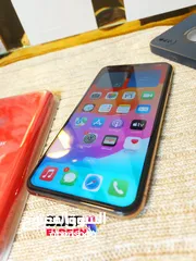  5 IPHONE XS MAX 256  GOLD