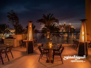  10 A 5-Star Deluxe Hotel Resort on Palm Jumeirah Beach