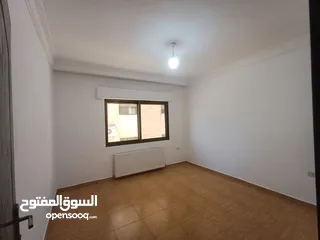  6 شقه فارغه للايجار خلدا