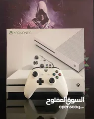  1 Xbox one s 1000 giga بحاله الجديد