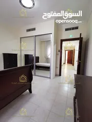  17 شقة فارغة - دير غبار - 4نوم - 280م - مطلة - قريبة من الخدمات العامة