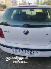  1 سيارة غولف بولو للبيع بسعر طري بحالة جيدة