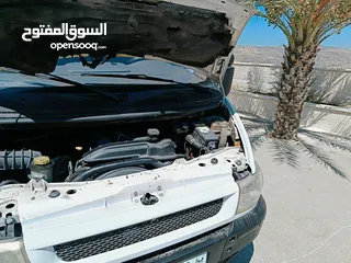  5 فورد ترانزيت 2005