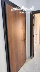  10 شقة ارضية للبيع بالزرقاء الجديدة خلف فندق جوابرة مباشره كاش او اقساط