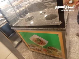  14 عدة مطعم للبيع مستعملة بحالة ممتازة جدا  البيع بداعي السفر..................................
