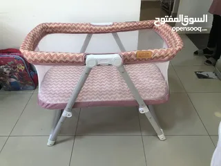 2 اغراض بيبي  تخت بيبي قابله تسكير  مقعد  تنظيف الاطفال  جهاز تعقيم الرضعات Avent